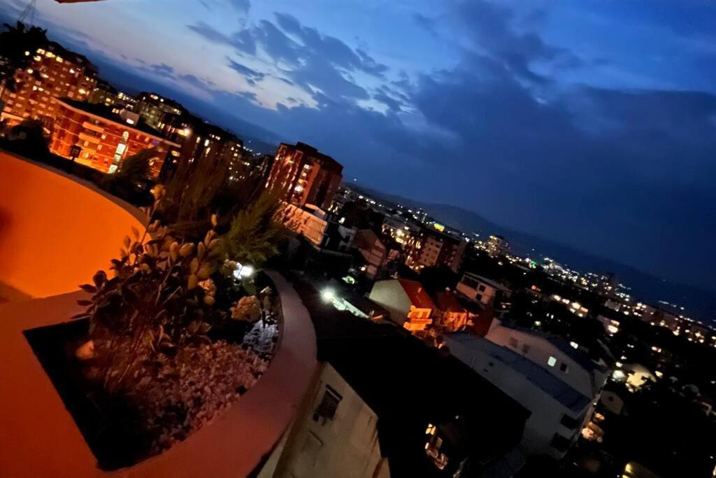 The White Soap Rooftop Скопье Экстерьер фото